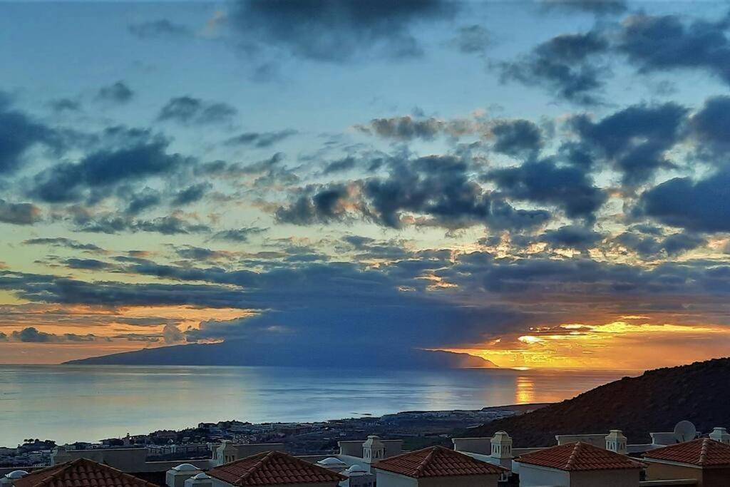 Costa Adeje Roque Del Conde Ocean Sunset Vv Apartment Exterior photo